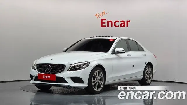 MERCEDES-BENZ C-CLASS W205 2020
