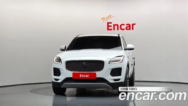 JAGUAR E-PACE 2019 — 63 387 км, белый, Корея — под ключ — фото 3