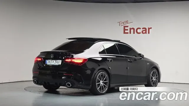 MERCEDES-BENZ A-CLASS W177 2024