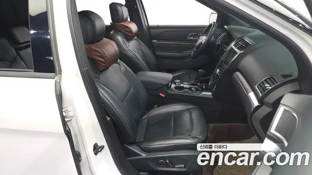 FORD EXPLORER 2017 — 157 543 км, белый, Корея — под ключ — фото 11