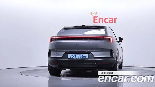 POLESTAR POLESTAR 4 2026 — 22 448 км, серебристо-серый, Корея — под ключ — фото 4