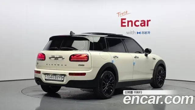 MINI COOPER CLUBMAN 2020 — 23 144 км, белый-перламутр, Корея — под ключ — фото 1