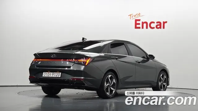 HYUNDAI AVANTE HYBRID 2023