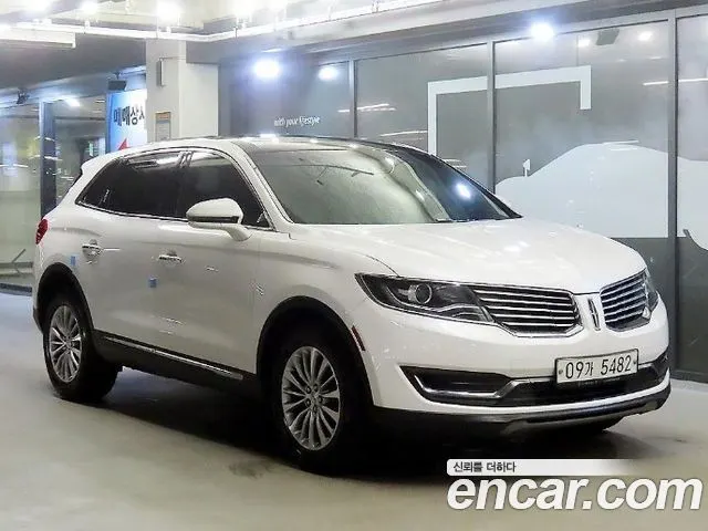 LINCOLN MKX 2018 — 120 715 км, белый, Корея — под ключ — фото 1