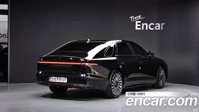 HYUNDAI GRANDEUR HYBRID 2025