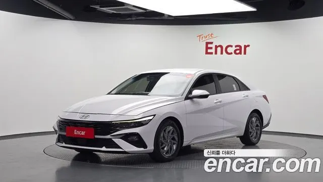 HYUNDAI AVANTE HYBRID 2024