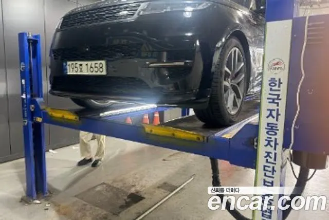 LAND ROVER RANGE ROVER SPORT 2023