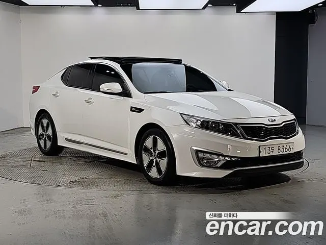 KIA K5 HYBRID 2012 — 189 006 км, белый, Корея — под ключ — фото 2