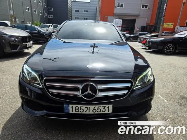 MERCEDES-BENZ E-CLASS W213 2017 — 208 450 км, чёрный, Корея — под ключ — фото 11