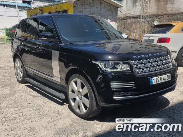 LAND ROVER RANGE ROVER 2016 — 228 741 км, чёрный, Корея — под ключ — фото 3