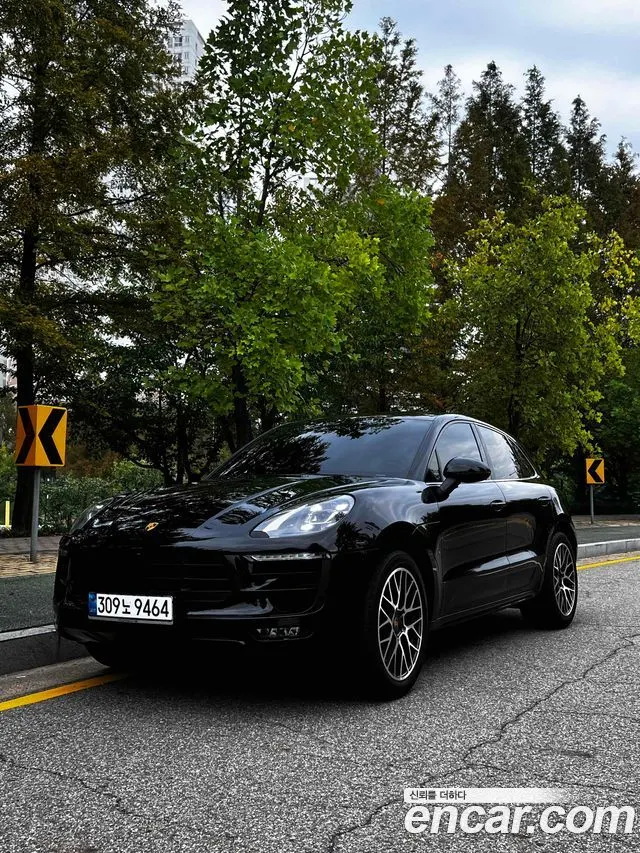 PORSCHE MACAN 2017 — 94 000 км, чёрный, Корея — под ключ — фото 11