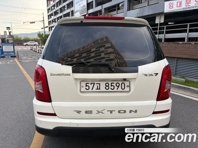 KGM REXTON W 2014 — 237 000 км, белый, Корея — под ключ — фото 2