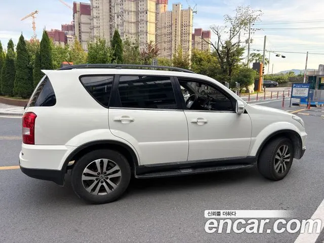 KGM REXTON W 2014 — 237 000 км, белый, Корея — под ключ — фото 3