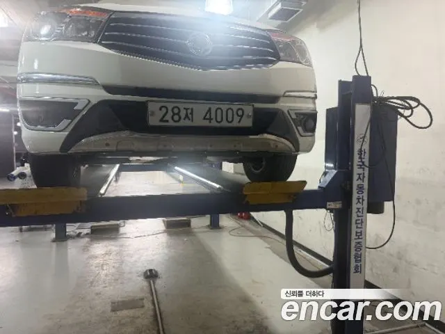 KGM KORANDO TURISMO 2017