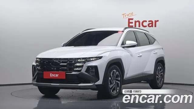 HYUNDAI TUCSON HYBRID 2025
