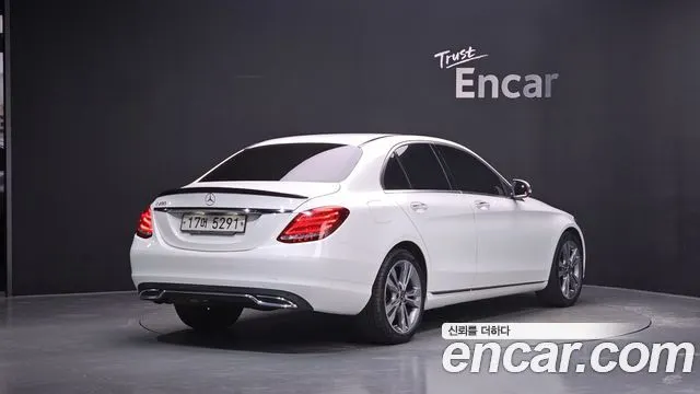 MERCEDES-BENZ C-CLASS W205 2018