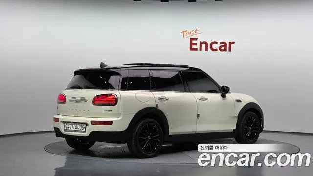 MINI COOPER CLUBMAN 2021