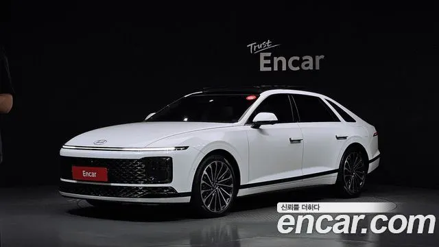 HYUNDAI GRANDEUR HYBRID 2025