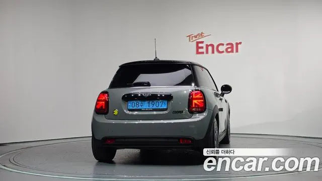 MINI COOPER ELECTRIC 2022 — 59 025 км, серебристо-серый, Корея — под ключ — фото 4