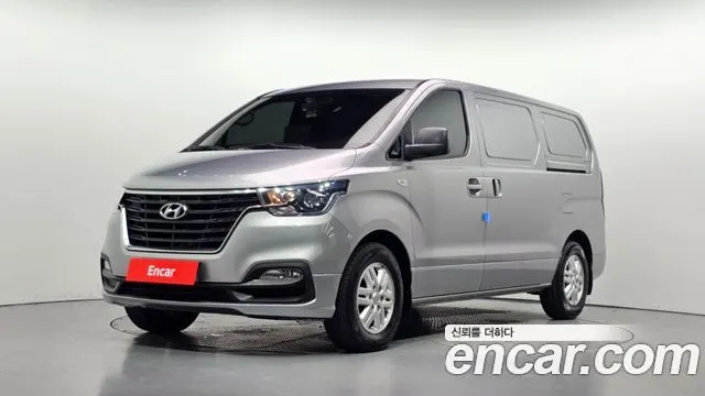 HYUNDAI GRAND STAREX 2019