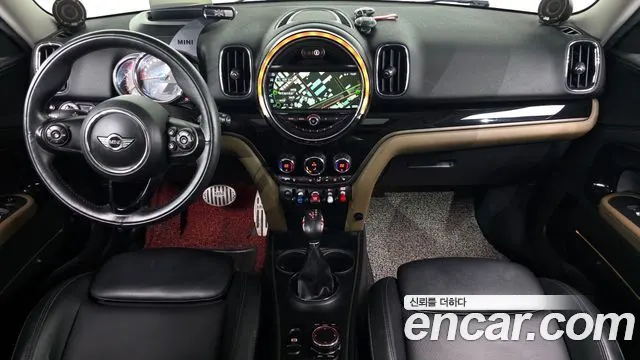 MINI COOPER D COUNTRYMAN 2018 — 109 971 км, бежевый, Корея — под ключ — фото 7