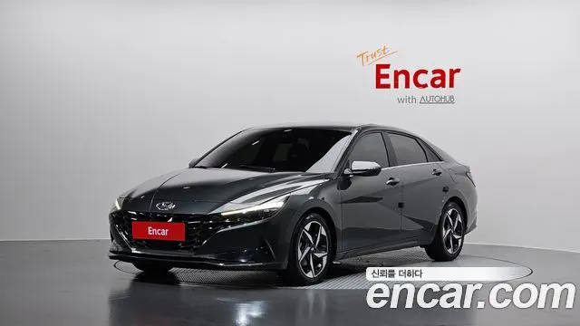 HYUNDAI AVANTE HYBRID 2021