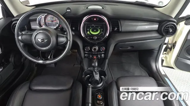 MINI COOPER 2018 — 75 563 км, белый-перламутр, Корея — под ключ — фото 7