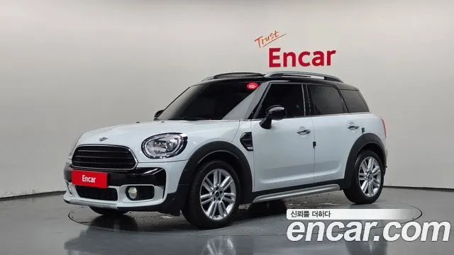 MINI COOPER COUNTRYMAN 2018 — 66 920 км, белый, Корея — под ключ — фото 1