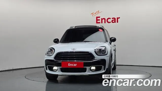 MINI COOPER COUNTRYMAN 2018 — 66 920 км, белый, Корея — под ключ — фото 3