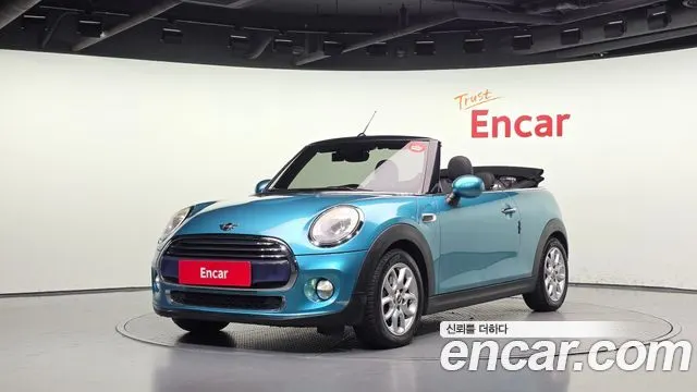 MINI COOPER CONVERTIBLE 2017 — 128 365 км, голубой, Корея — под ключ — фото 1