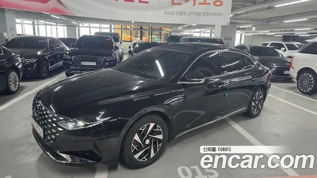 HYUNDAI GRANDEUR HYBRID 2022