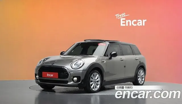 MINI COOPER CLUBMAN 2018 — 108 374 км, серебристый, Корея — под ключ — фото 2