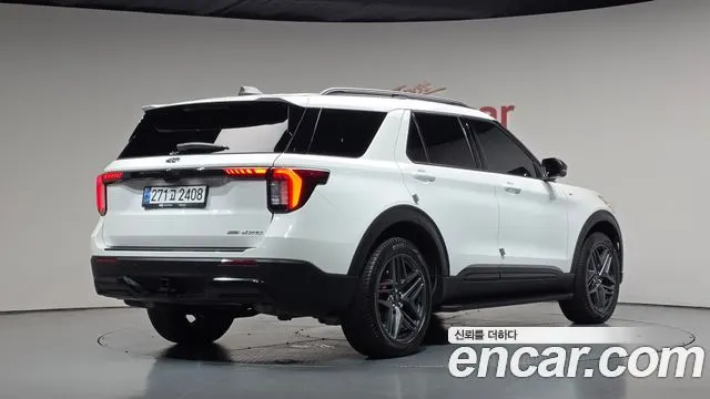 FORD EXPLORER 2025