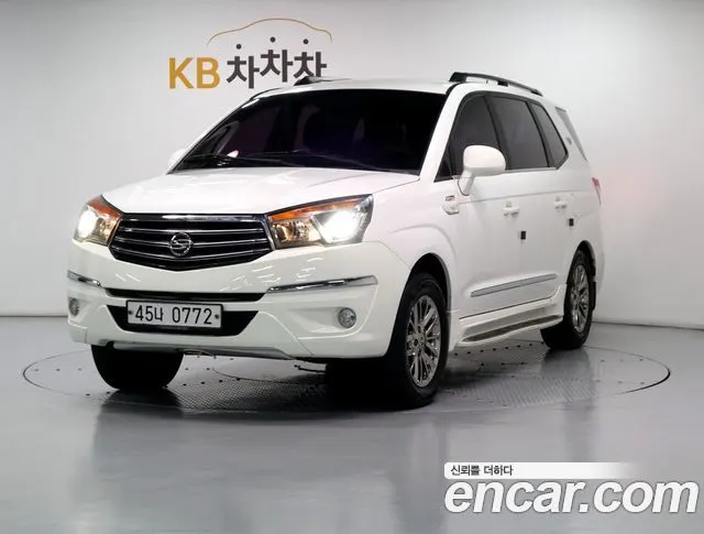 KGM KORANDO TURISMO 2015