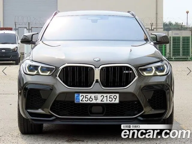 BMW X6M 2020 — 199 836 км, светло-золотистый, Корея — под ключ — фото 1