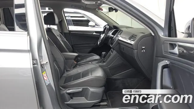 VOLKSWAGEN TIGUAN ALLSPACE 2020 — 83 559 км, серебристо-серый, Корея — под ключ — фото 11