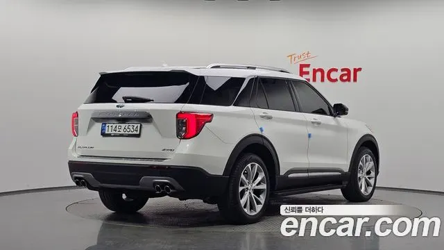 FORD EXPLORER 2021