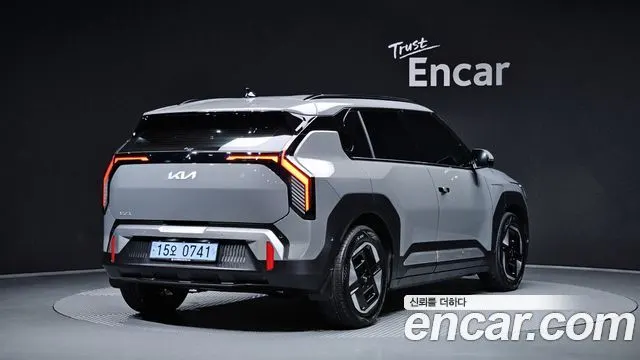 KIA EV3 2025