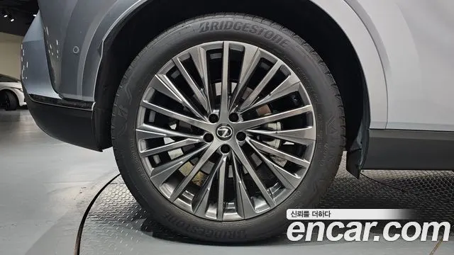 LEXUS RX350H 2025 — 16 608 км, серебристо-серый, Корея — под ключ — фото 5