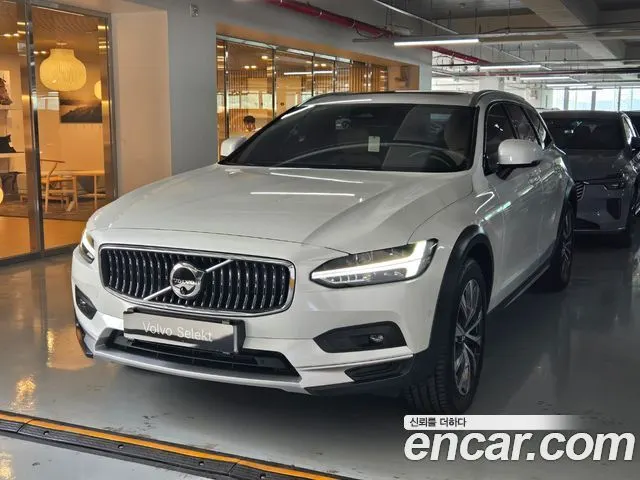 VOLVO V90 CROSS COUNTRY 2025