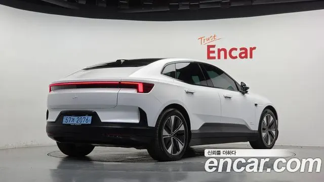 POLESTAR POLESTAR 4 2026