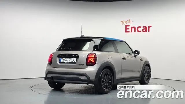 MINI COOPER 2022 — 22 210 км, светло-золотистый, Корея — под ключ — фото 2