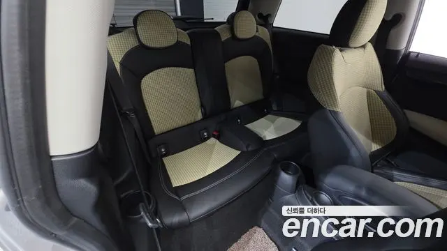 MINI COOPER 2022 — 22 210 км, светло-золотистый, Корея — под ключ — фото 12