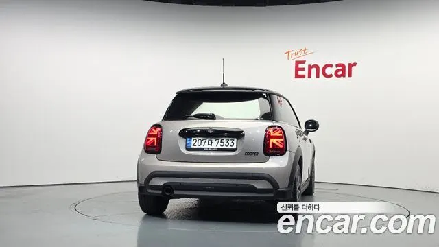 MINI COOPER 2022 — 22 210 км, светло-золотистый, Корея — под ключ — фото 4