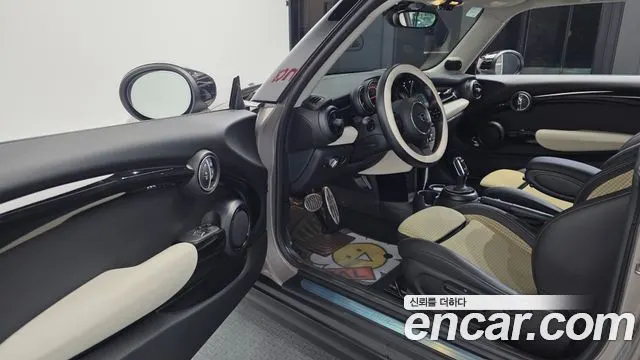 MINI COOPER 2022 — 22 210 км, светло-золотистый, Корея — под ключ — фото 10