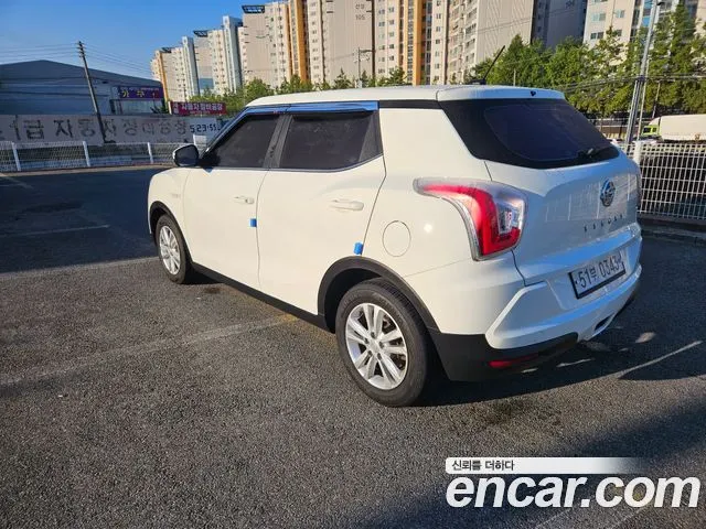 KGM TIVOLI 2017 — 128 300 км, белый, Корея — под ключ — фото 4