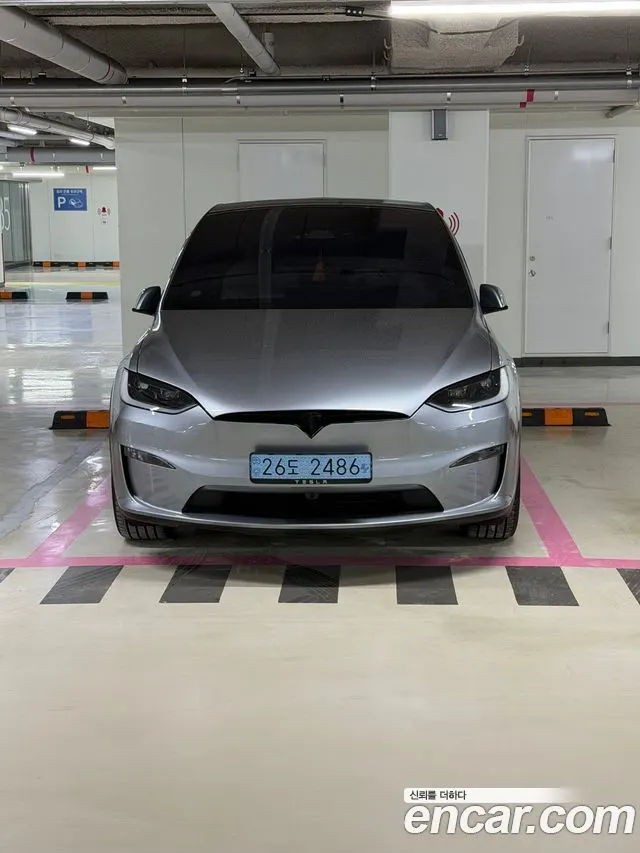 TESLA MODEL X 2026