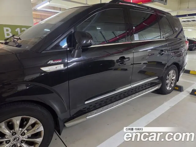 KGM KORANDO TURISMO 2017