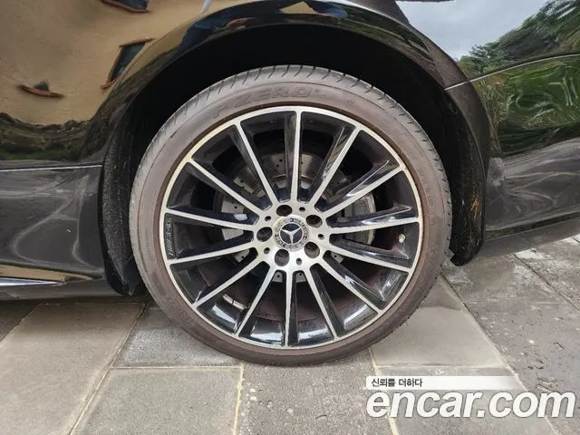 MERCEDES-BENZ SL-CLASS 2017