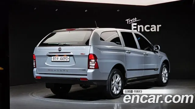 KGM KORANDO SPORTS 2018 — 88 549 км, серебристо-серый, Корея — под ключ — фото 2
